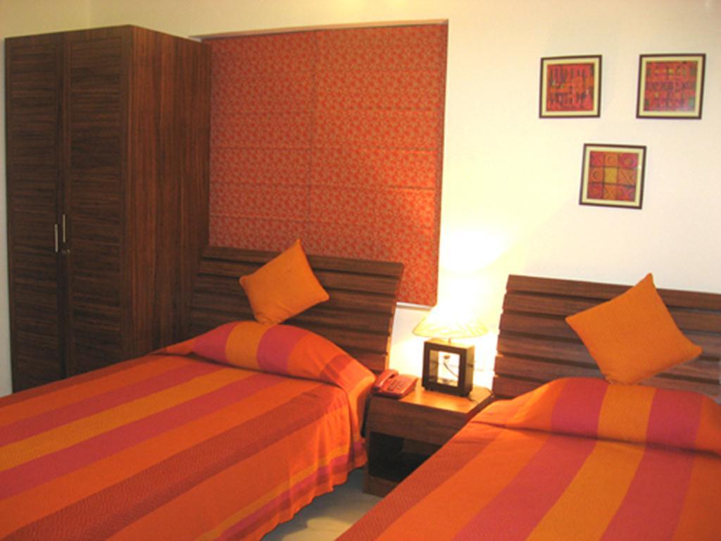 Red Arrow Residency Kolkata