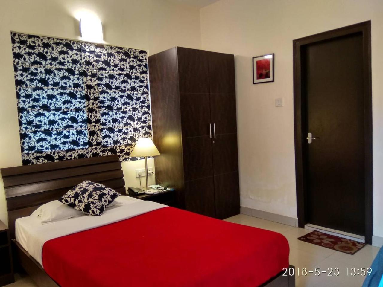 Guest house Red Arrow Residency Kolkata